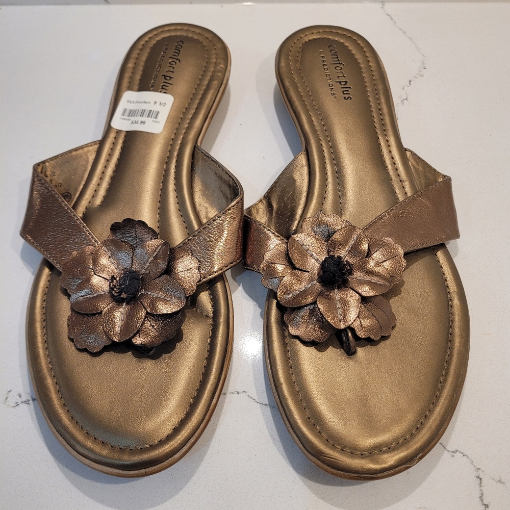 Comfort Plus Flip Flop sandals - women's size 9.5US